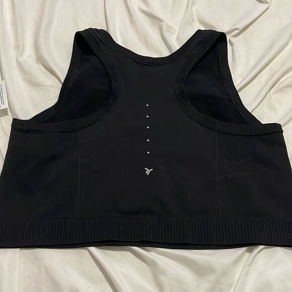 NWT- Old Navy - 2X. Black Seamless Performance Tank - Picture 5 of 9